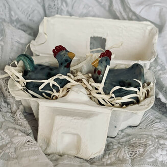 box of couples clucks