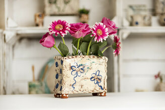 Blue and white flower brick