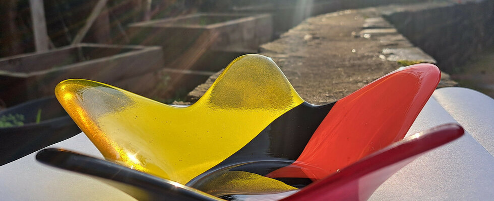 Fused glass bowl