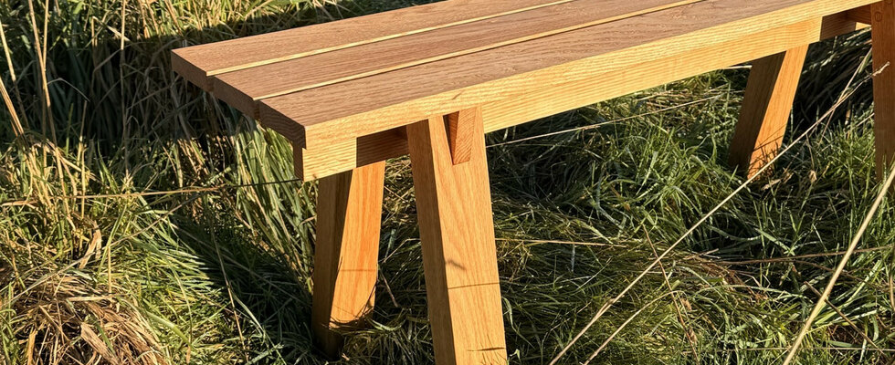The Split Bench in oak